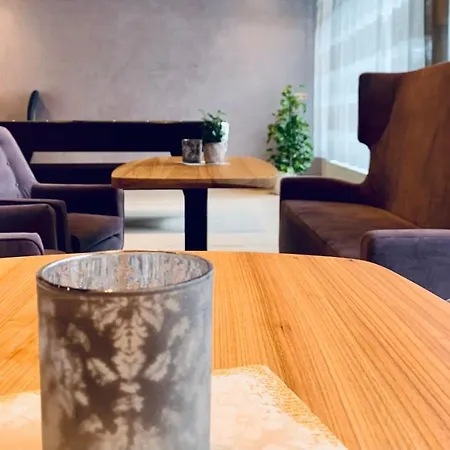 Alpina Hotel