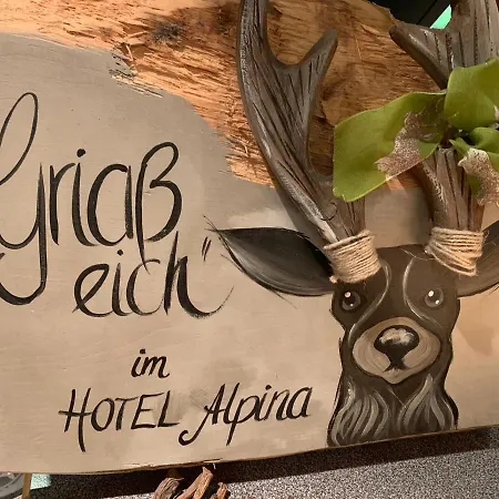 Hotel Alpina 3*