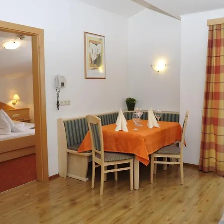 Hotel Alpina 3*