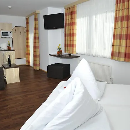 Alpina Hotel